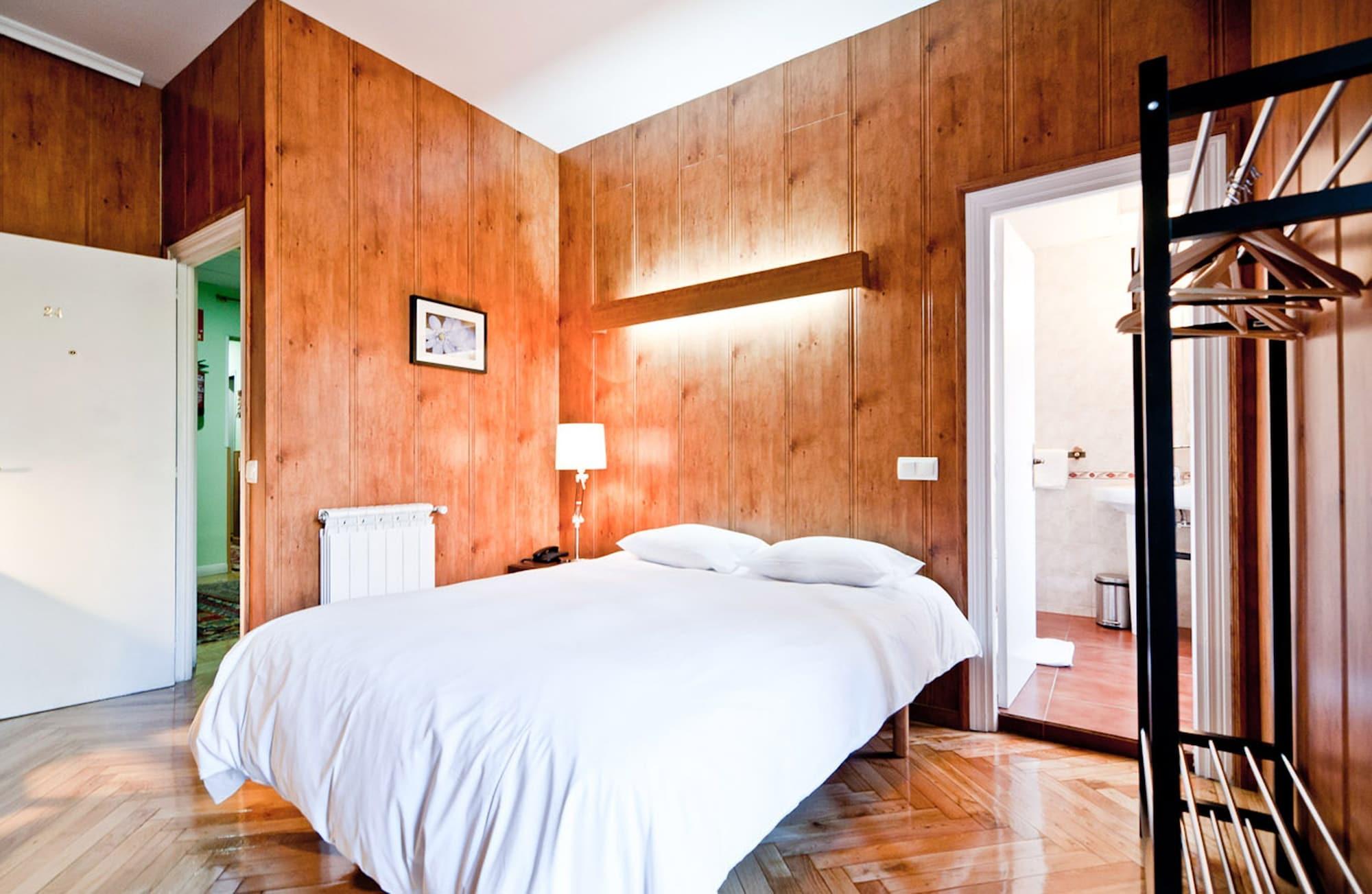 מדריד Hostal Asuncion מראה חיצוני תמונה