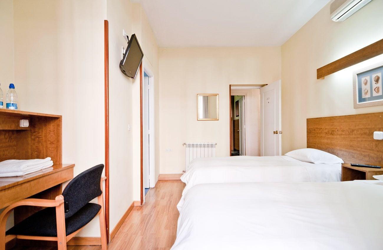 מדריד Hostal Asuncion מראה חיצוני תמונה