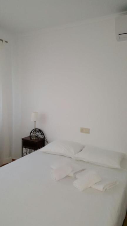 מדריד Hostal Asuncion מראה חיצוני תמונה