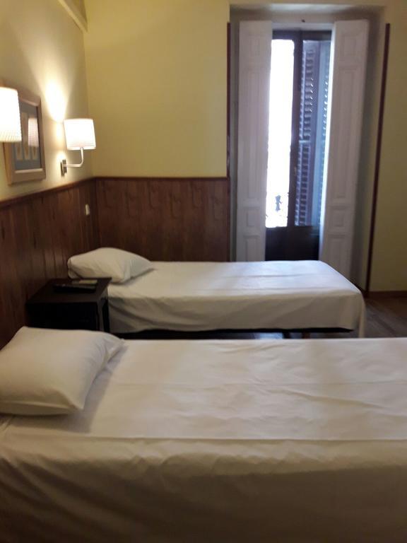 מדריד Hostal Asuncion מראה חיצוני תמונה