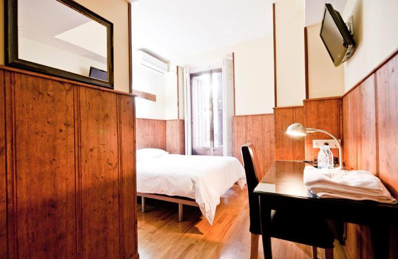 מדריד Hostal Asuncion מראה חיצוני תמונה