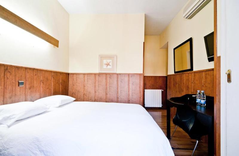 מדריד Hostal Asuncion מראה חיצוני תמונה