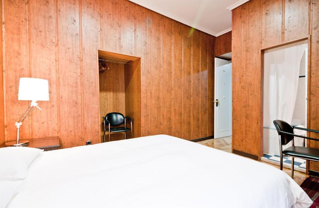מדריד Hostal Asuncion מראה חיצוני תמונה