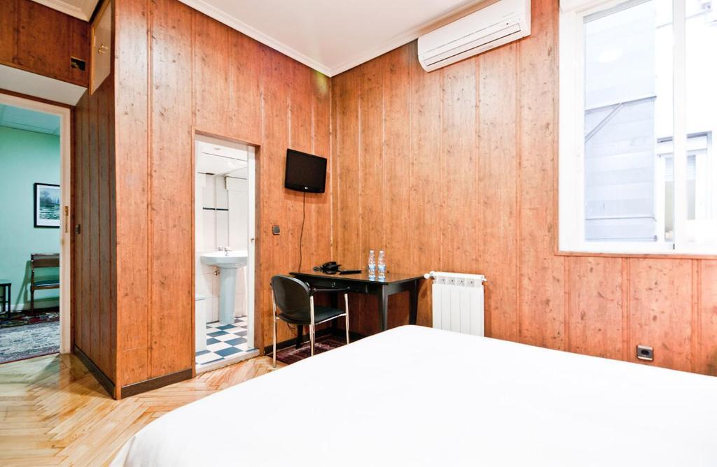 מדריד Hostal Asuncion מראה חיצוני תמונה