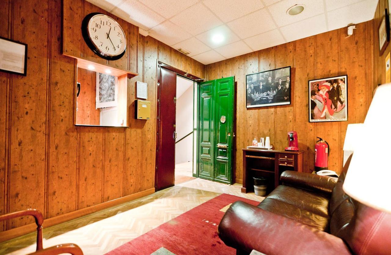 מדריד Hostal Asuncion מראה חיצוני תמונה